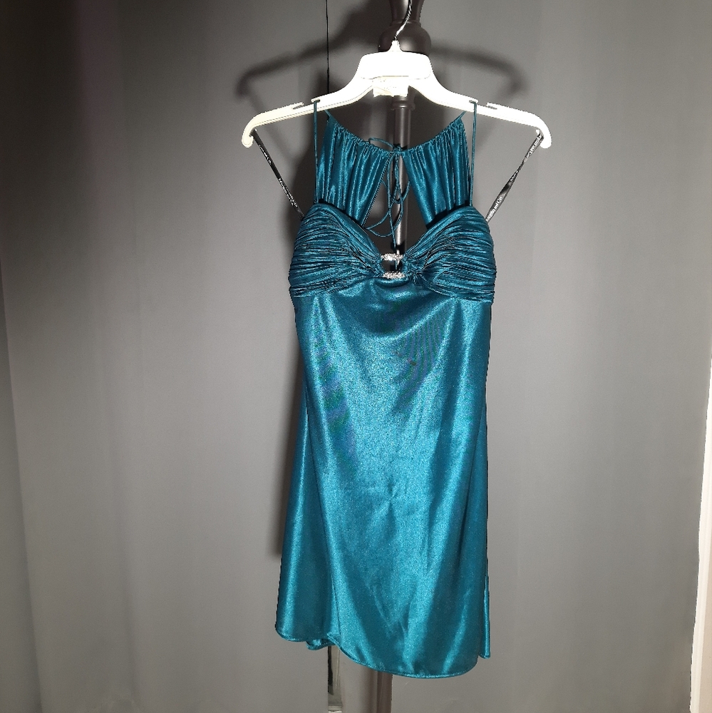 Short formal dress